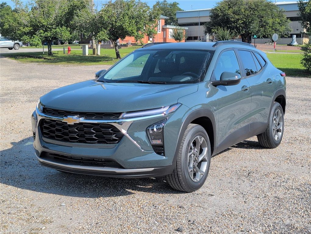 New 2026 Chevrolet Trax LT