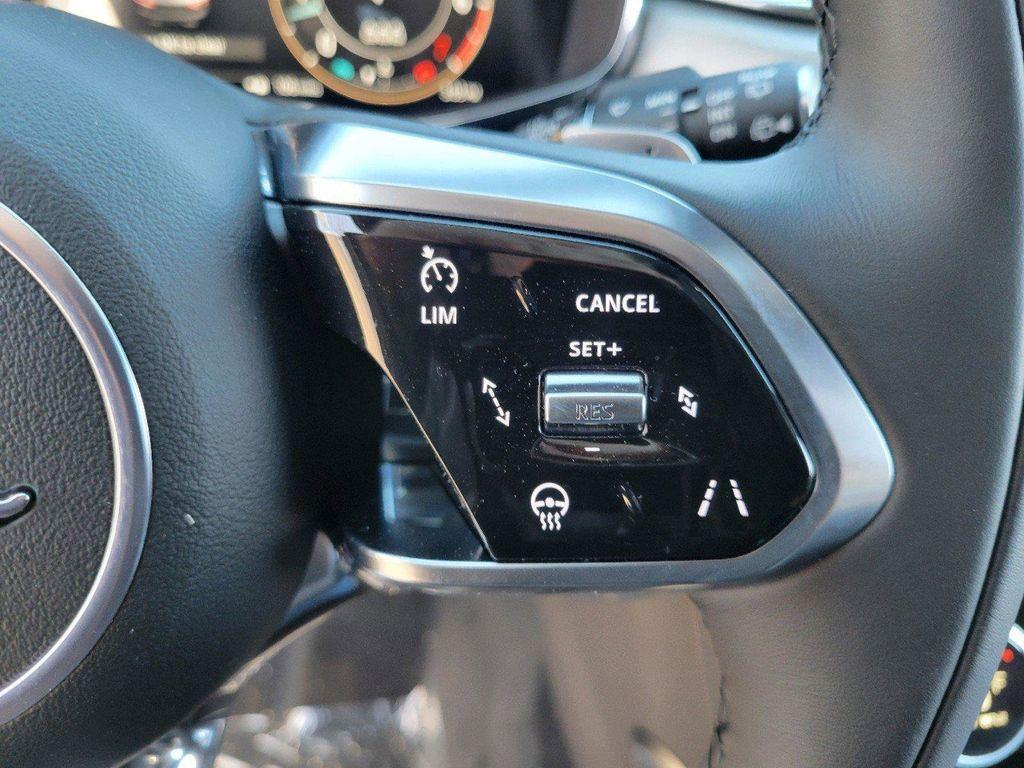 صورة مصغرة 33 لـ 2026 Jaguar F-PACE P250 R-DYNAMIC S