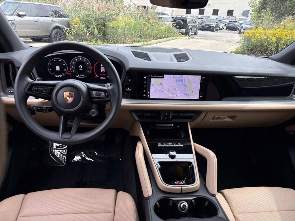 2025 Porsche CAYENNE BASE — миниатюра 18