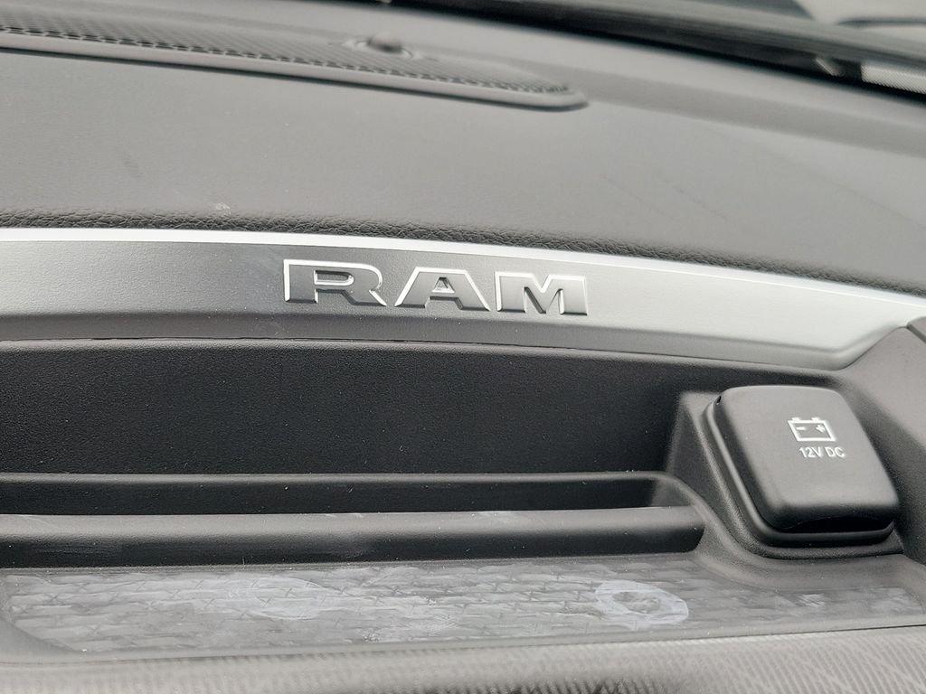 صورة مصغرة 30 لـ 2026 RAM 1500 TRADESMAN