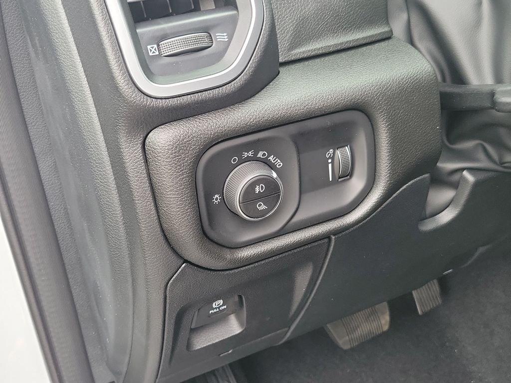 صورة مصغرة 19 لـ 2026 RAM 1500 TRADESMAN