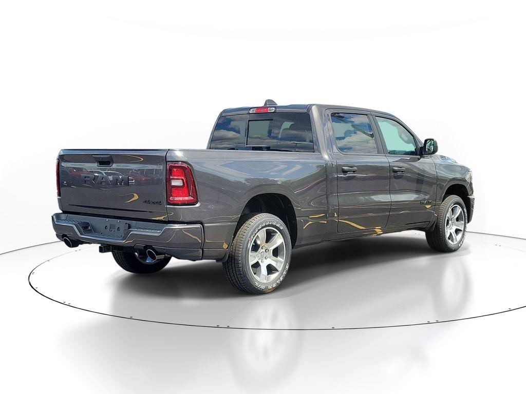 صورة 4 لـ 2026 RAM 1500 EXPRESS