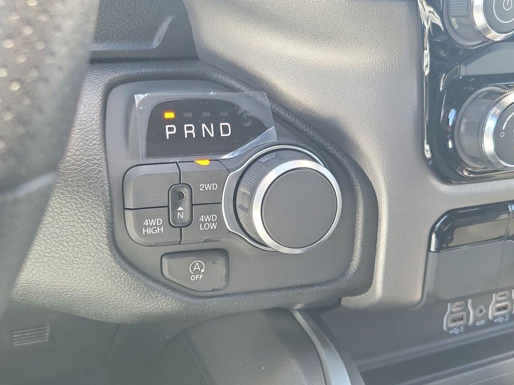صورة مصغرة 25 لـ 2026 RAM 1500 EXPRESS