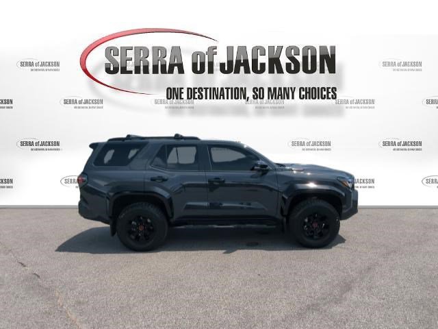 صورة 9 لـ 2025 Toyota 4RUNNER TRD OFF ROAD