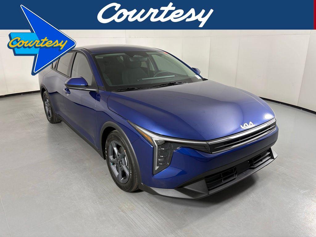 New 2026 Kia K4 LXS