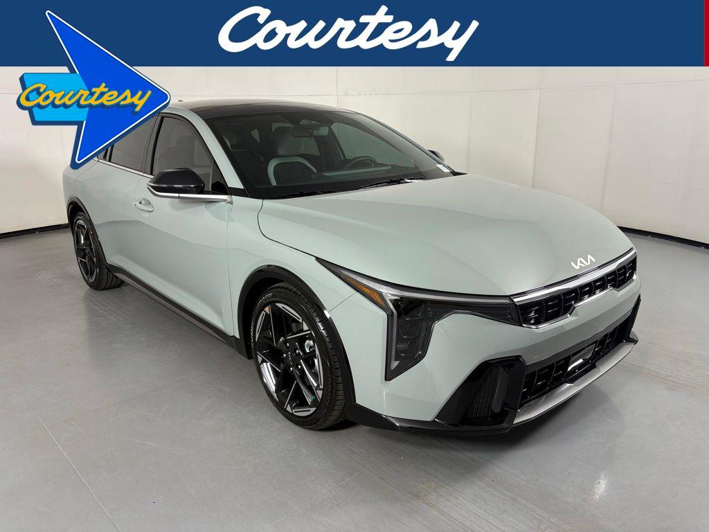 New 2026 Kia K4 GT-Line