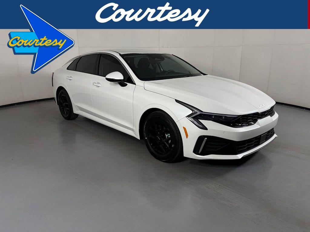 New 2026 Kia K5 LXS FWD
