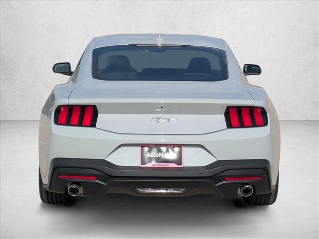 2026 FORD MUSTANG ECOBOOST 照片 8