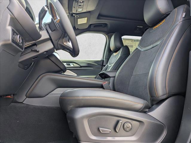 2026 FORD EXPLORER TREMOR photo 4