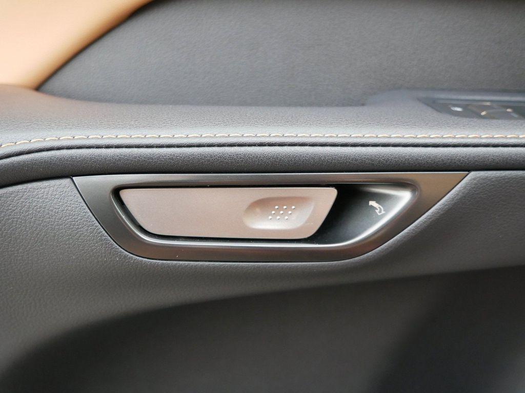 صورة 16 لـ 2025 Lexus RX 350H PREMIUM PLUS
