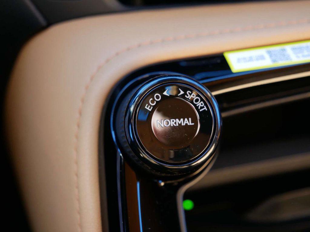 2025 Lexus NX 350H PREMIUM 缩略图 31