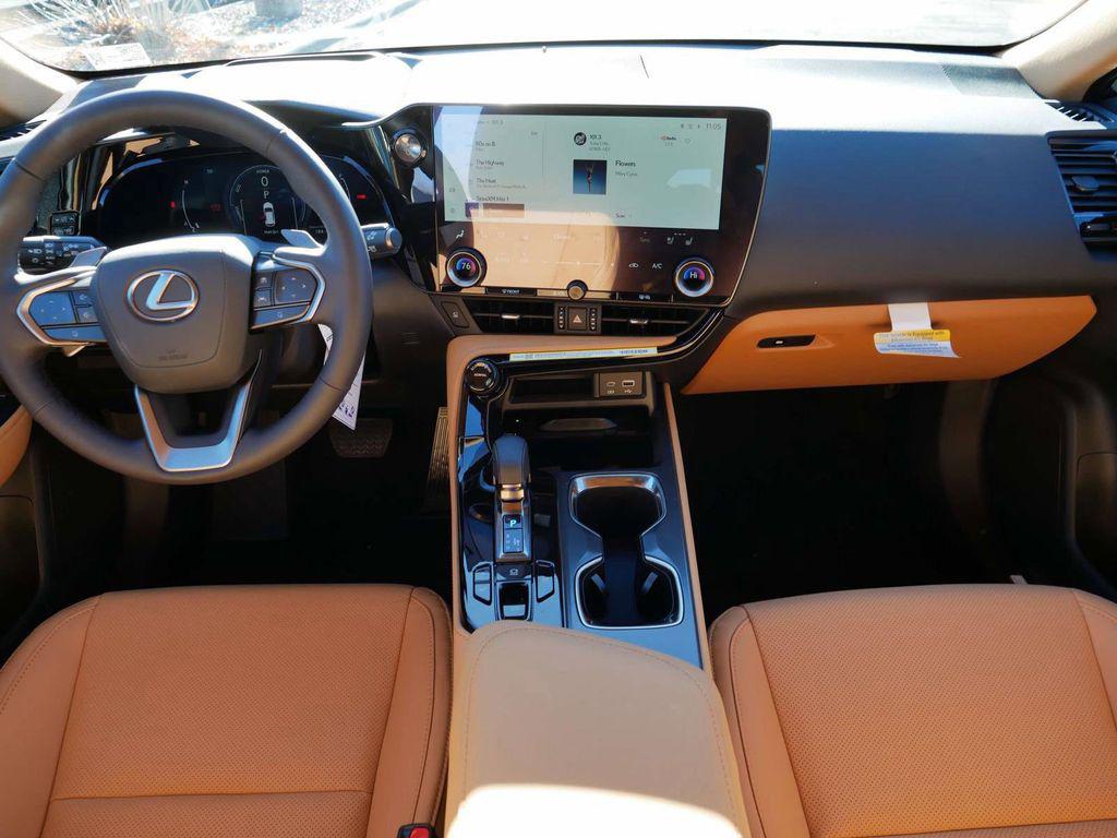 2025 Lexus NX 350H PREMIUM 缩略图 21