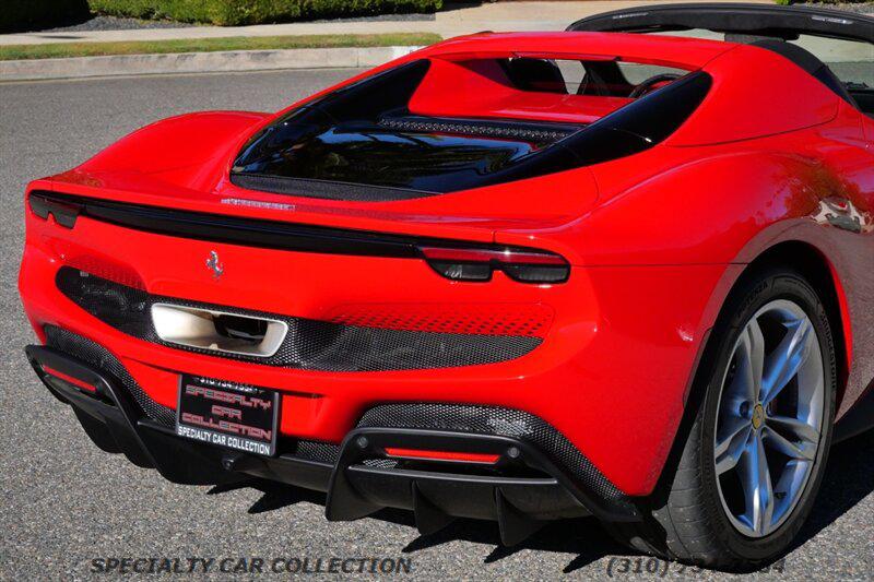 2025 Ferrari 296 GTS 缩略图 12