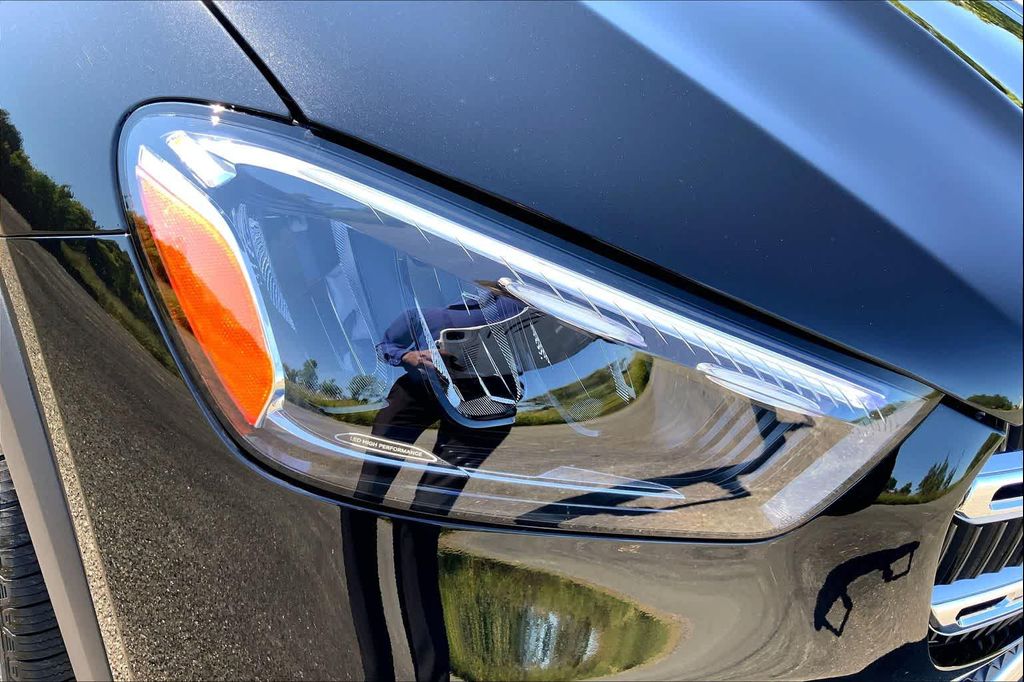 صورة مصغرة 13 لـ 2026 Mercedes-BENZ GLE