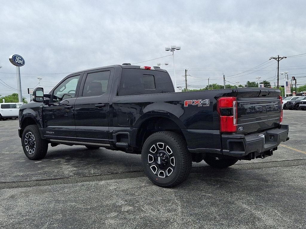 2026 FORD F-350 PLATINUM — фото 3