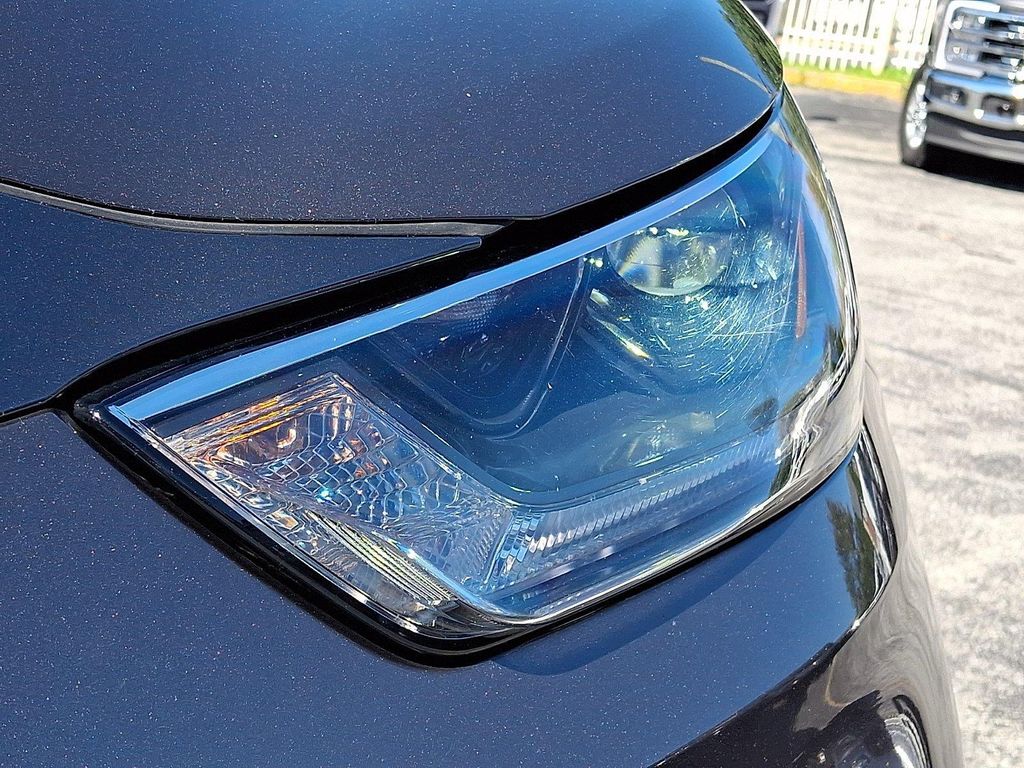 2021 Toyota HIGHLANDER LE 照片 9