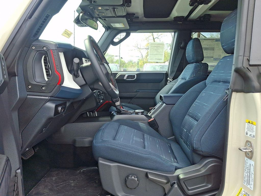 FORD BRONCO - 6