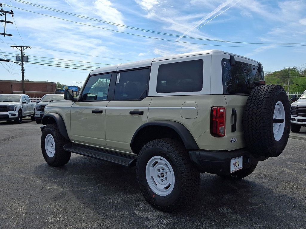 FORD BRONCO - 3