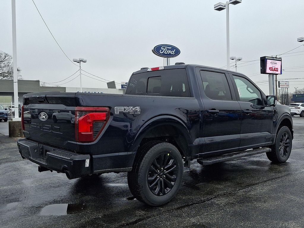 FORD F-150 XLT - 4