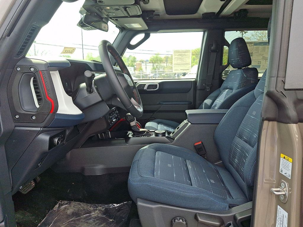 FORD BRONCO HERITAGE EDITION - 6