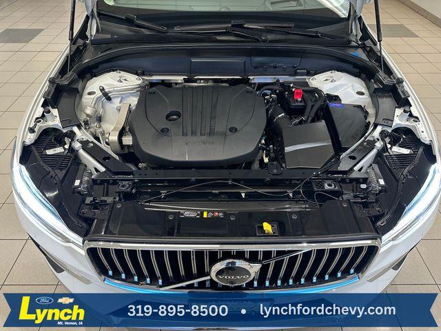 2022 Volvo XC60 B5 INSCRIPTION thumbnail 28