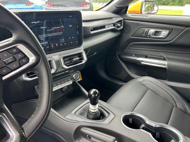 صورة مصغرة 14 لـ 2026 FORD MUSTANG GT PREMIUM