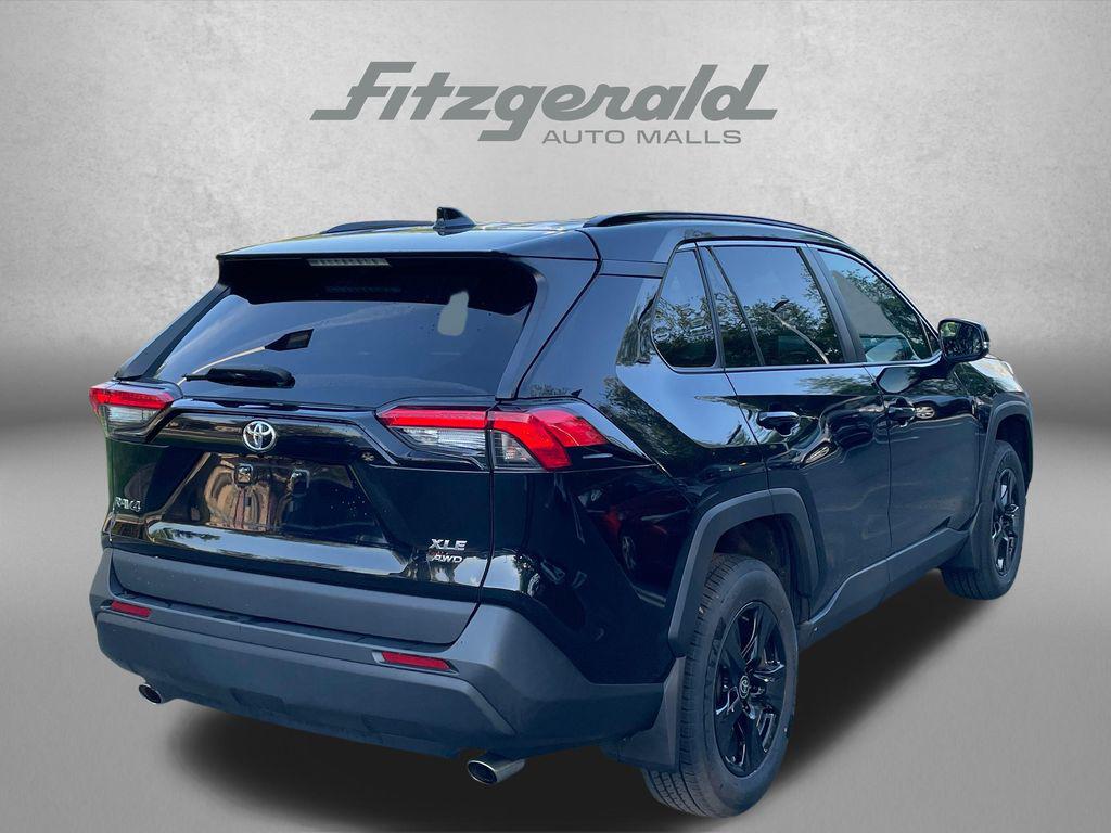 TOYOTA RAV4 - 7