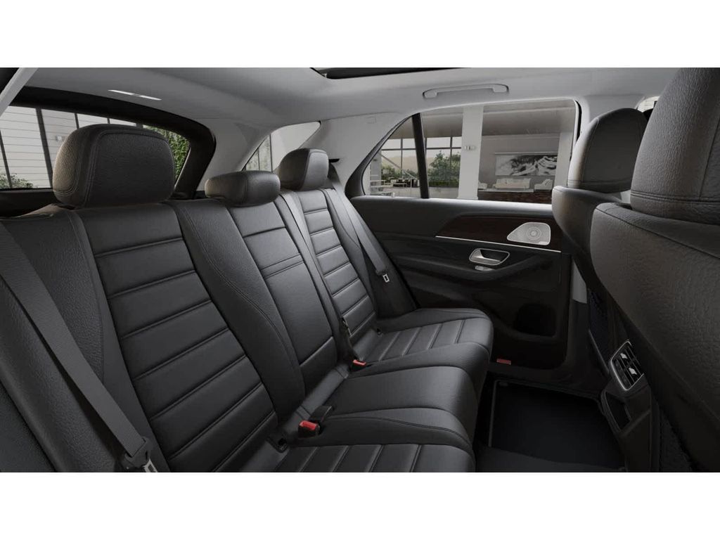 2026 Mercedes-BENZ GLE 照片 5