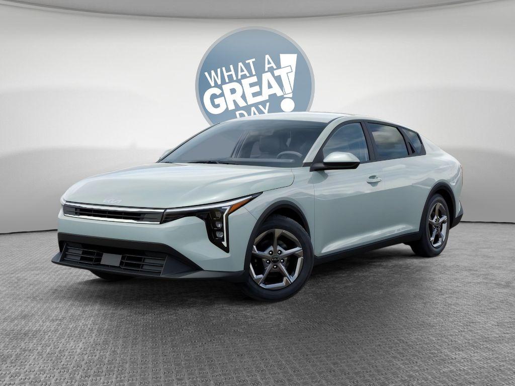 New 2026 Kia K4 LXS