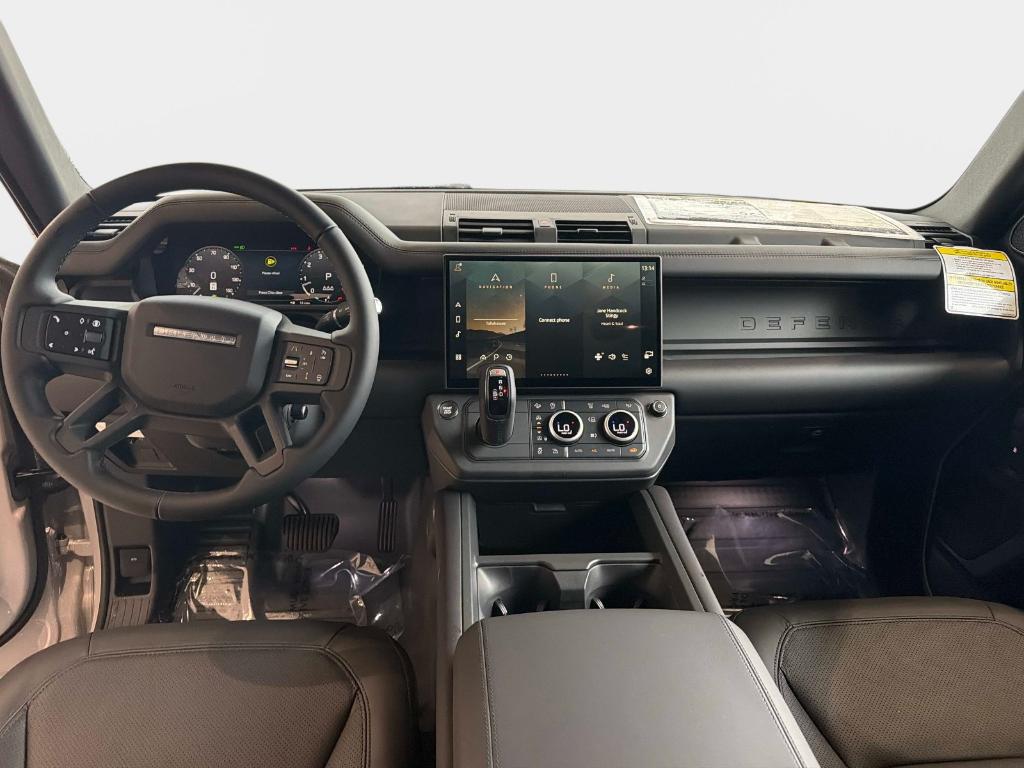 2026 LAND Rover DEFENDER P400 X-DYNAMIC SE — миниатюра 16