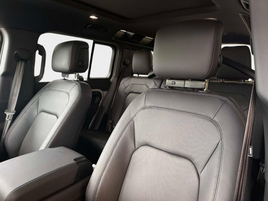 2026 LAND Rover DEFENDER P400 X-DYNAMIC SE — миниатюра 20