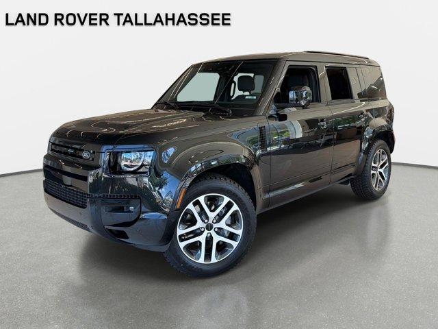 New 2026 Land Rover Defender P400 X-Dynamic SE