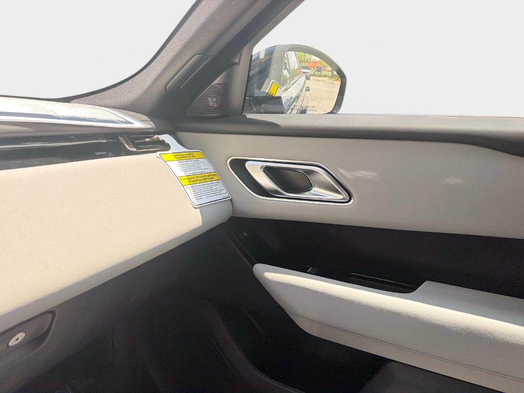 2026 LAND Rover RANGE ROVER VELAR BELGRAVIA EDITION — миниатюра 20
