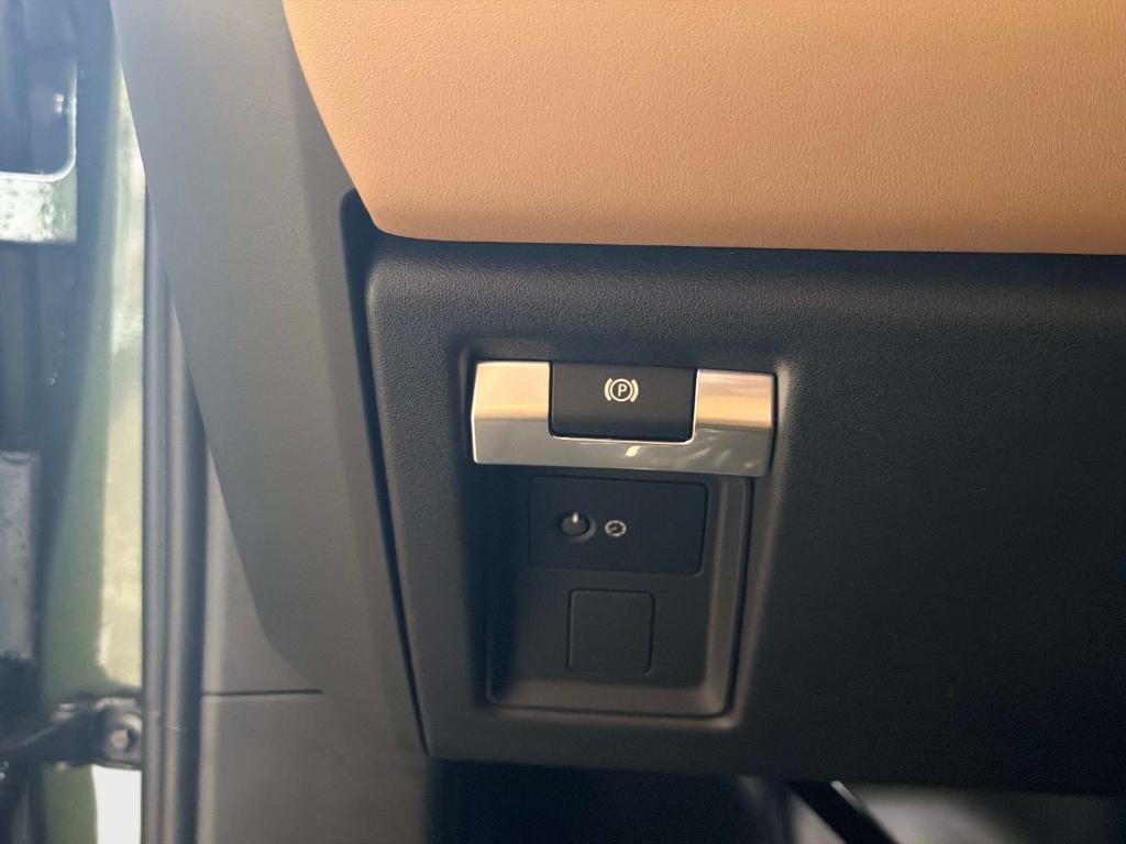 2026 LAND Rover DEFENDER P400 X-DYNAMIC SE — миниатюра 29