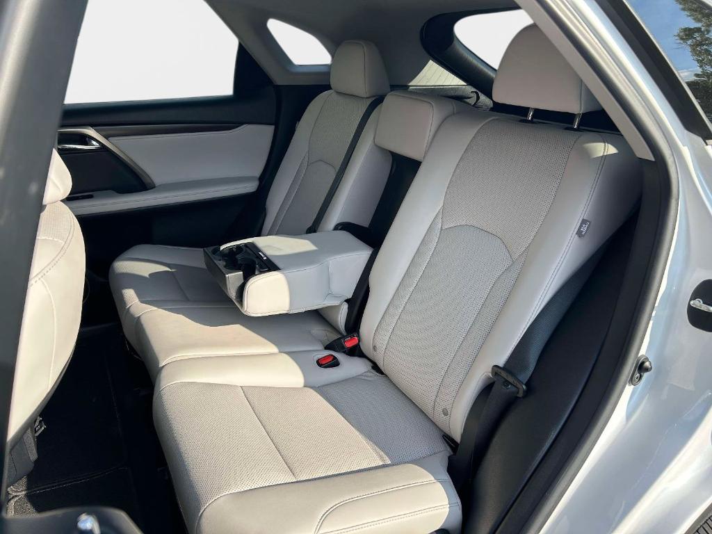 صورة مصغرة 15 لـ 2021 Lexus RX 350 BASE