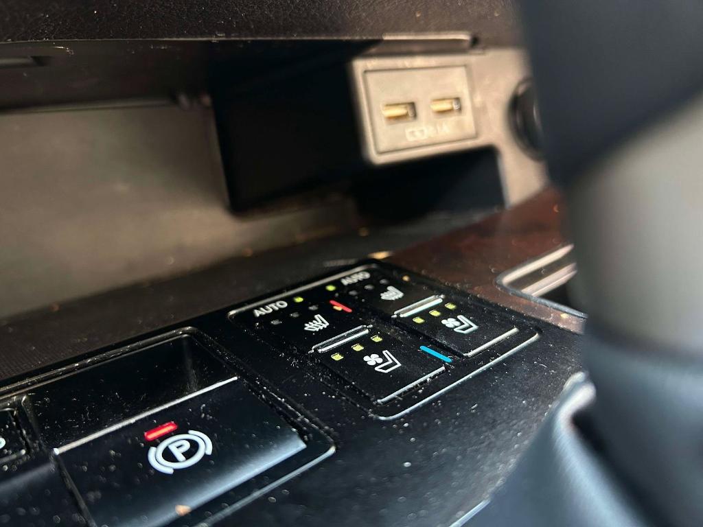 صورة مصغرة 17 لـ 2021 Lexus RX 350 BASE