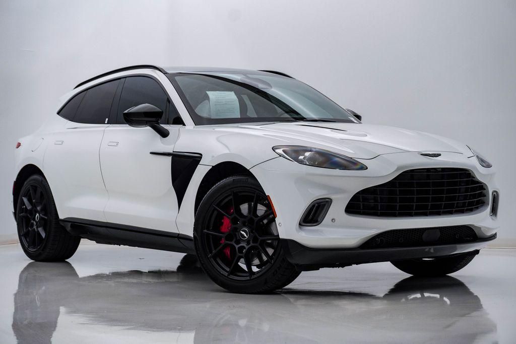 2021 Aston Martin DBX