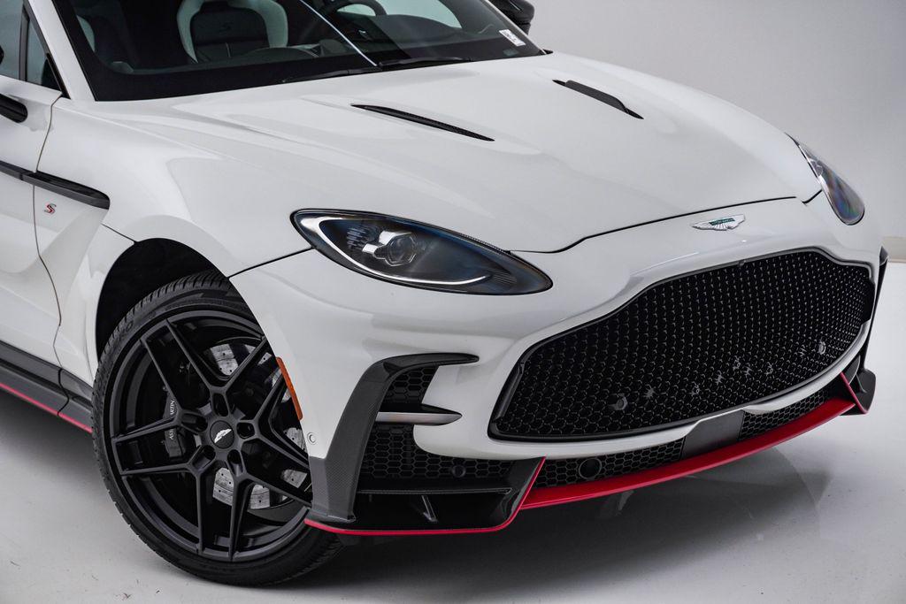 2026 Aston Martin DBX S 照片 4