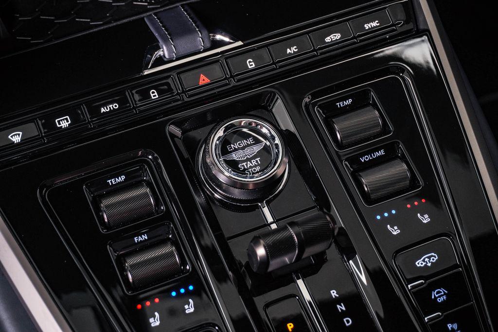 2025 Aston Martin DBX 707 缩略图 30