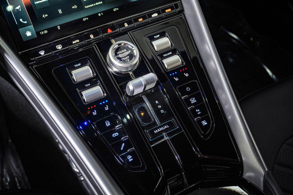 صورة مصغرة 29 لـ 2026 Aston Martin DB12 S