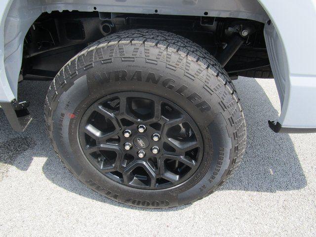 FORD F-150 STX - 9