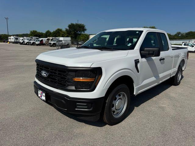 صورة 1 لـ 2026 FORD F-150 XL