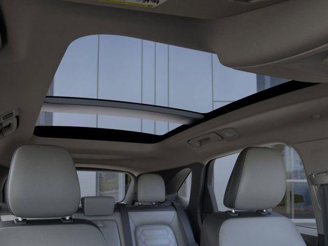 2024 FORD ESCAPE PHEV SE thumbnail 22