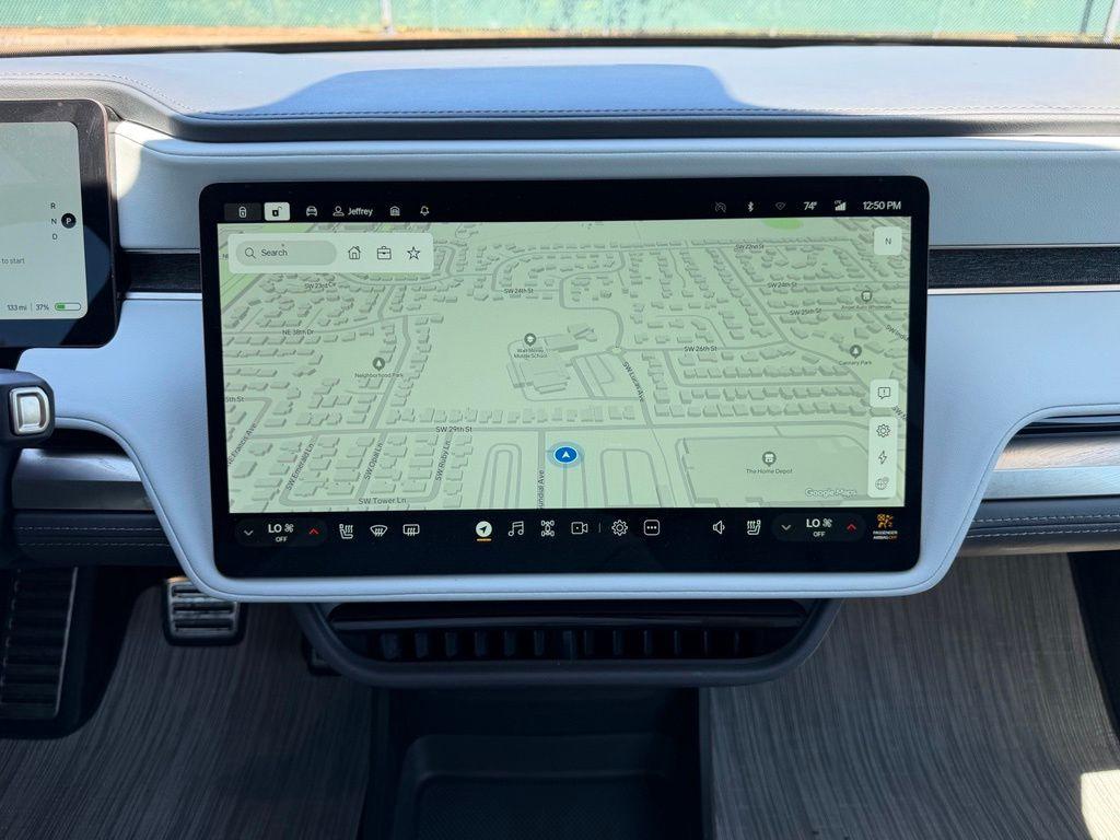 صورة مصغرة 21 لـ 2024 Rivian R1S ADVENTURE