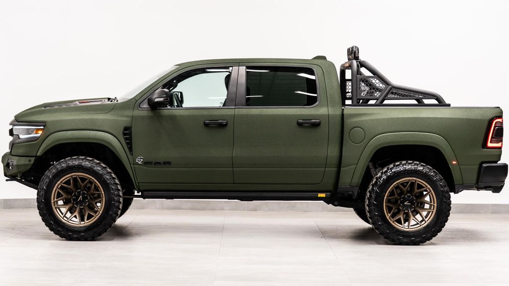 2024 RAM 1500 TRX 缩略图 11