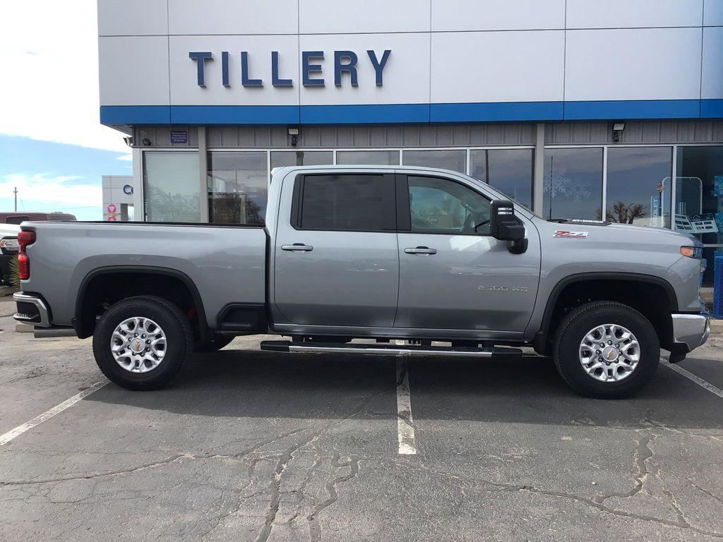 New 2026 Chevrolet Silverado 2500 LT