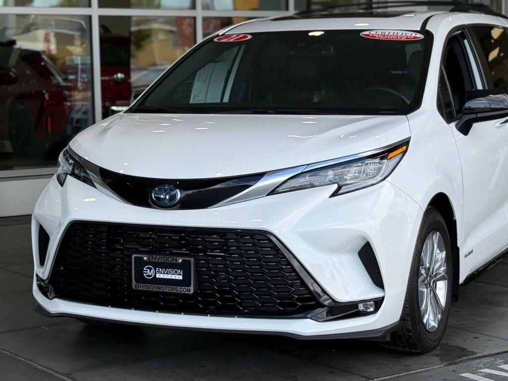 TOYOTA SIENNA - 3