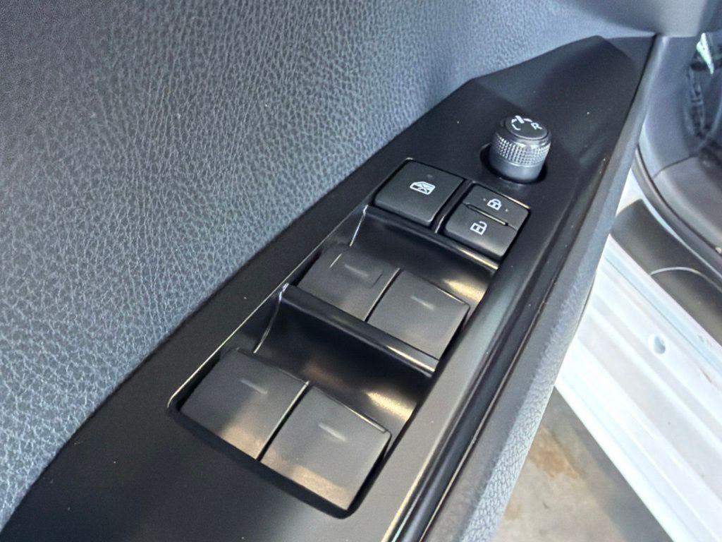 2026 Toyota CAMRY SE — миниатюра 20