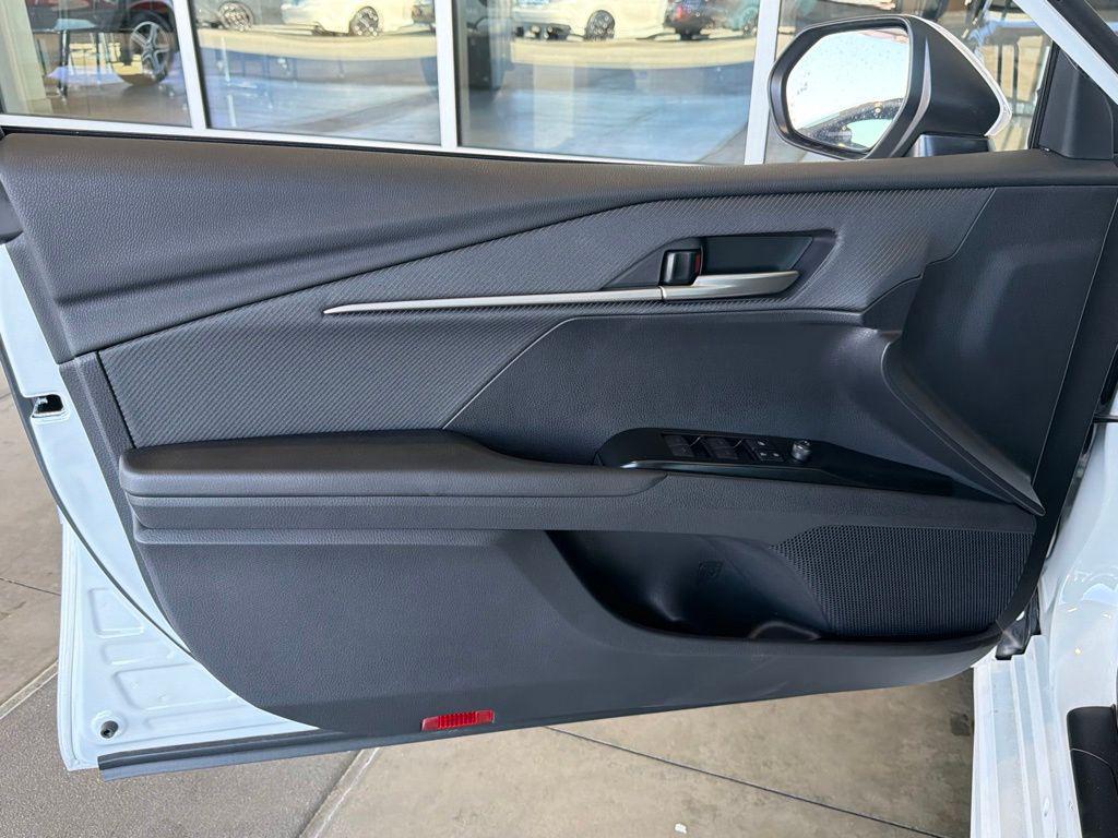 2026 Toyota CAMRY SE — миниатюра 19
