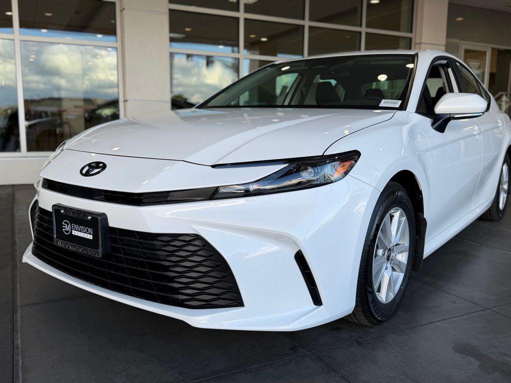TOYOTA CAMRY - 3